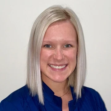 Lanna, Dental Assistant at Athens Dental Associates.
